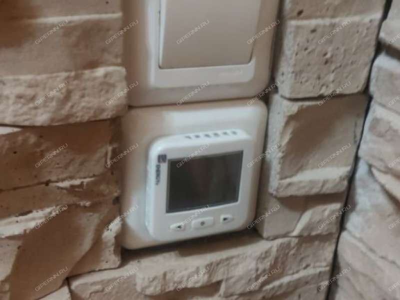 трёхкомнатная квартира на проспекте Кирова дом 29