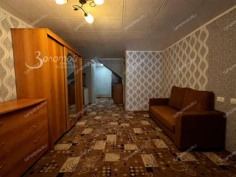 дом на  деревня Ройка