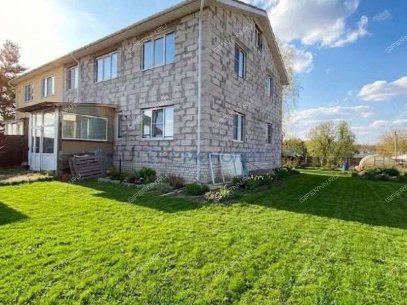 дом на Пролетарской улице рабочий посёлок Решетиха