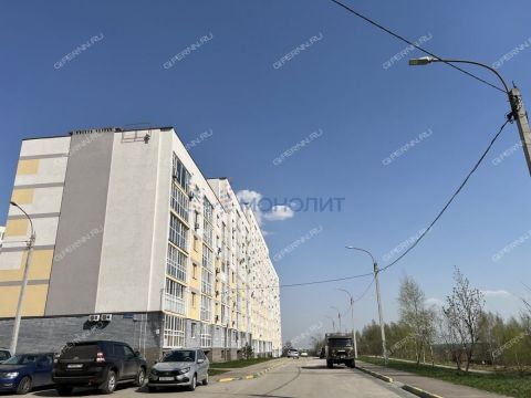 1-komnatnaya-ul-vyatskaya-d-4 фото