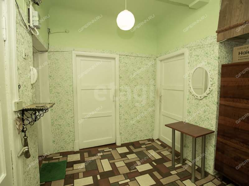 трёхкомнатная квартира на улице Страж Революции дом 23