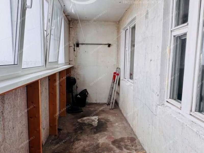 однокомнатная квартира на проспекте Бусыгина дом 46