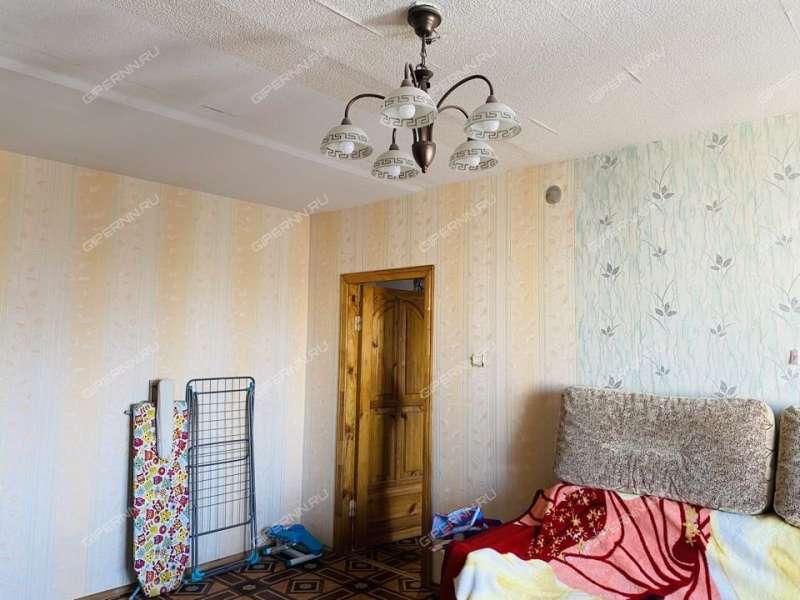 четырёхкомнатная квартира на Южном шоссе дом 21а