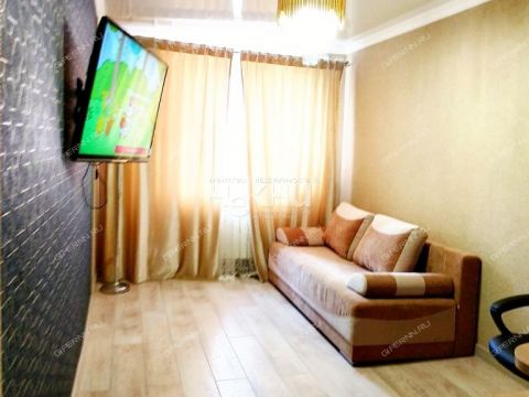 3-komnatnaya-ul-oktyabrskoy-revolyucii-d-40 фото