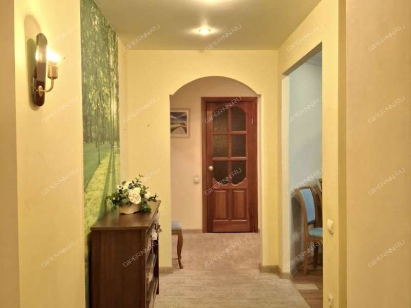 пятикомнатная квартира на улице Маршала Казакова дом 6а