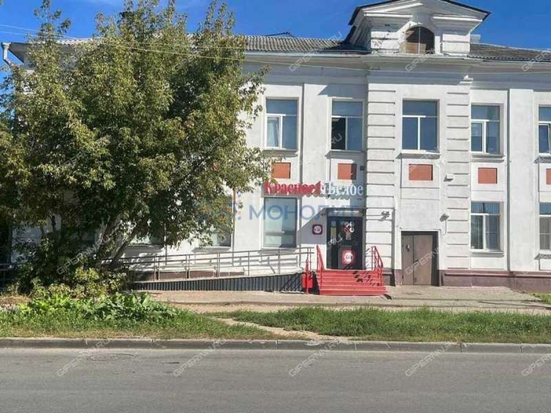 помещение под офис, торговую площадь на улице Свободы