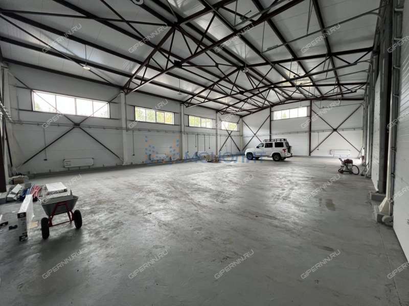 помещение под склад, производственную площадь на Зеленхозовской улице
