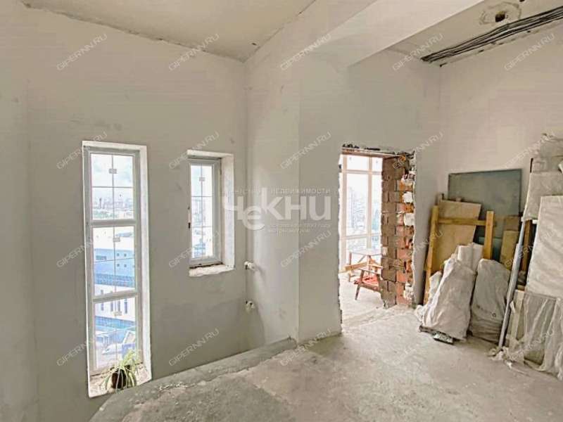 пятикомнатная квартира на улице Композитора Касьянова дом 1