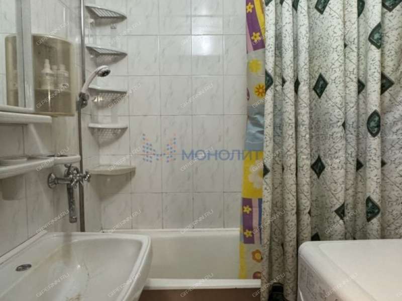 двухкомнатная квартира на улице Коминтерна дом 14