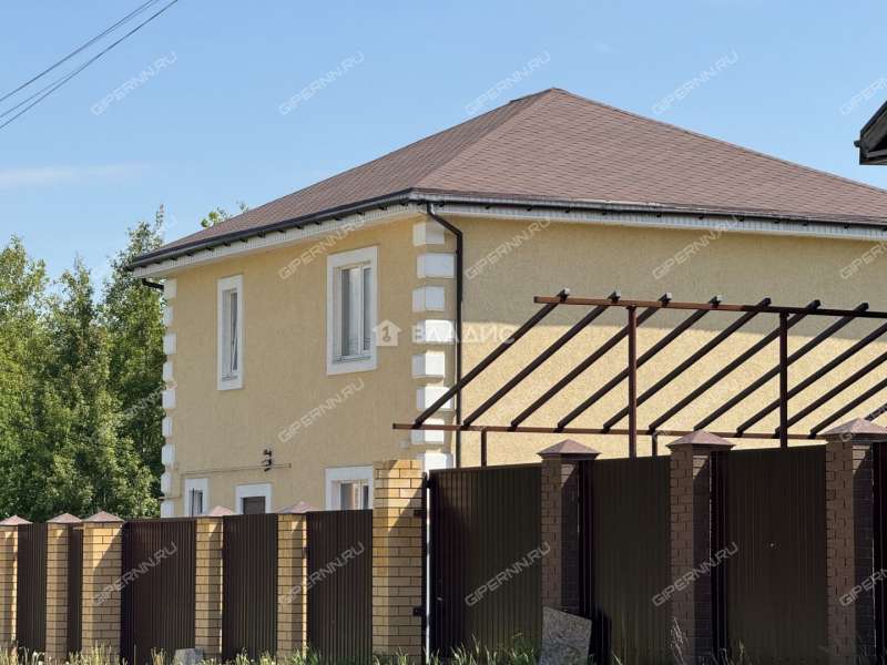 дом на улице Яблоневая посёлок Ляхово