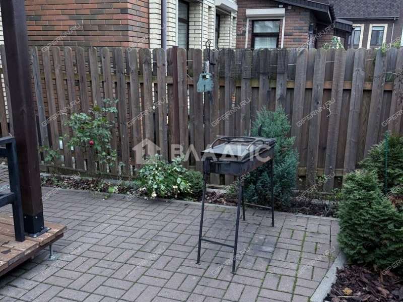 таунхаус на 424П