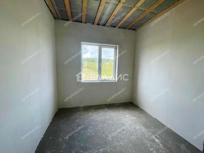 дом на улице Аверьянова деревня Студенец