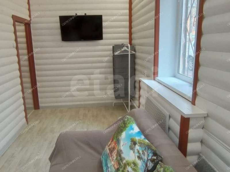 двухкомнатная квартира на улице 40 лет Октября дом 5