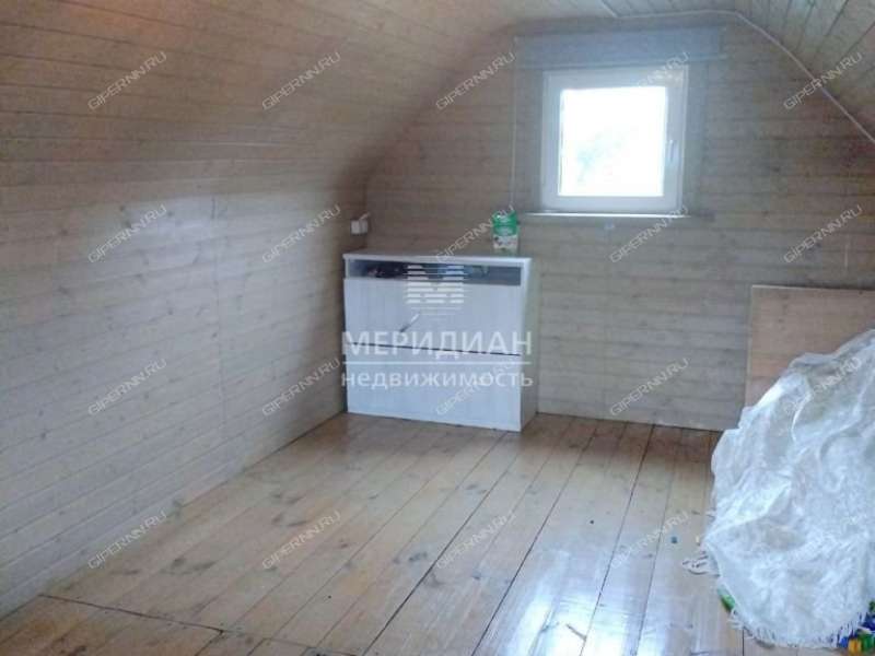 дом на Луговой улице село Татарское