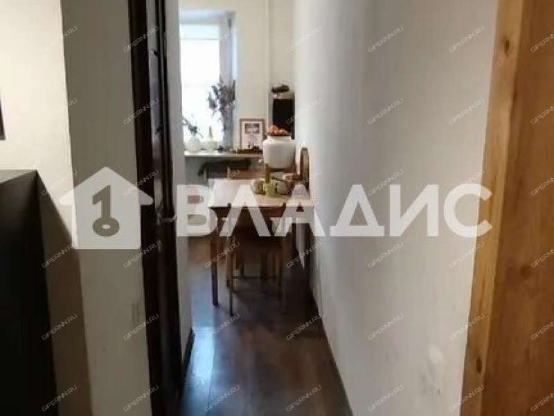 трёхкомнатная квартира на улице Адмирала Васюнина дом 12 к3