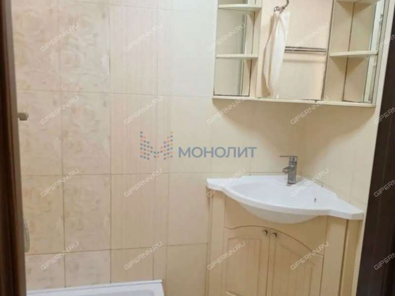 трёхкомнатная квартира на - дом 42 Селекционной Станции сп
