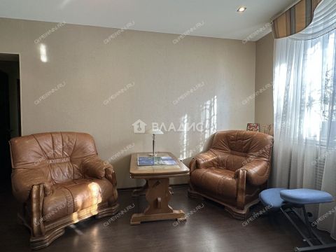 dom-ul-mednoliteynaya-d-53 фото