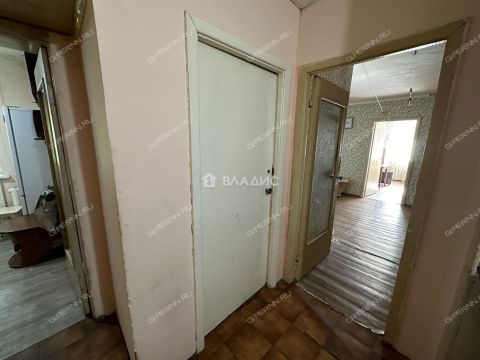 4-komnatnaya-ul-baumana-d-50-k1 фото