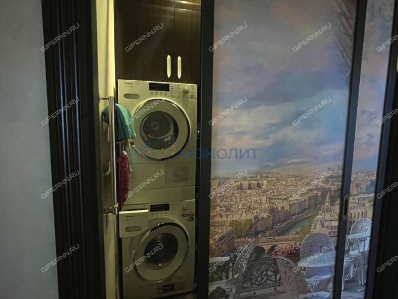 трёхкомнатная квартира на улице Максима Горького дом 77