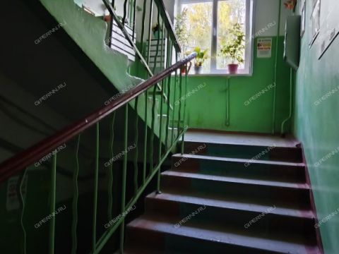 1-komnatnaya-ul-geroya-chugunova-d-7a фото