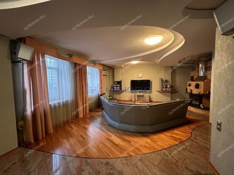 6-komnatnaya-ul-studenaya-d-32 фото