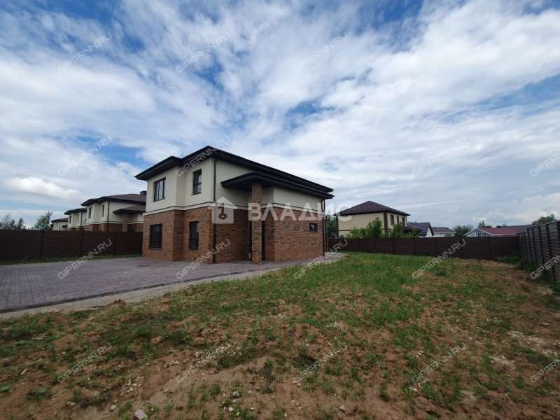 дом на улице Тенистая село Большая Ельня