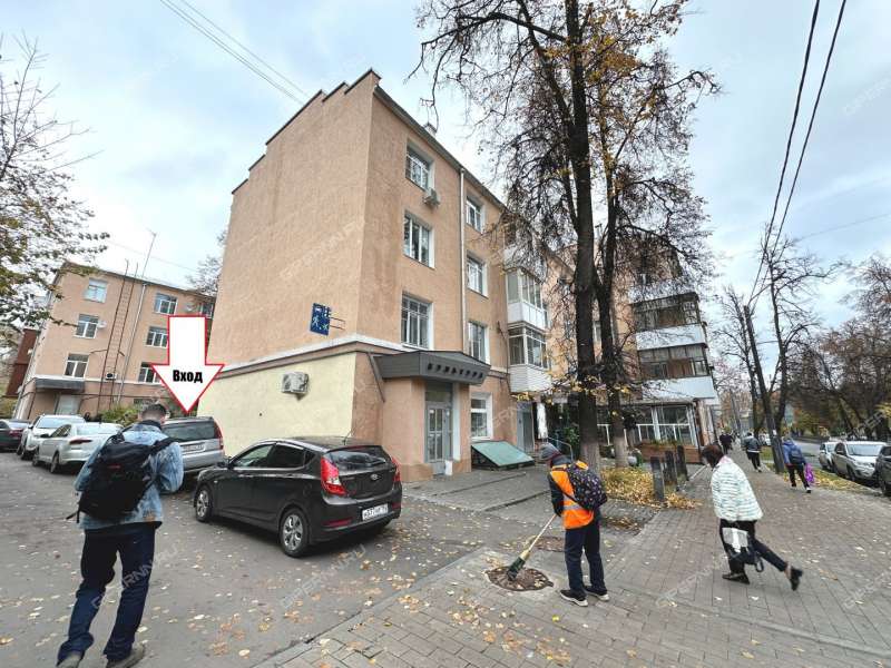 помещение под торговую площадь на улице Звездинка