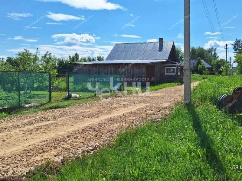 дом на Октябрьской улице село Владимирское