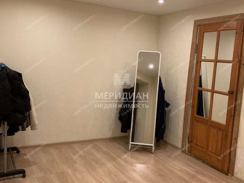 трёхкомнатная квартира на улице Мокроусова дом 23 к1