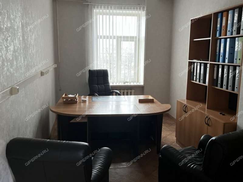 помещение под офис на площади Максима Горького