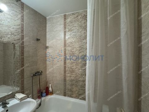 3-komnatnaya-ul-rodionova-d-167-k2 фото