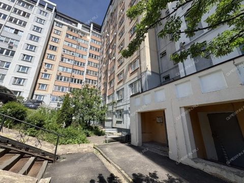 2-komnatnaya-ul-bratev-ignatovyh-d-1-k2 фото