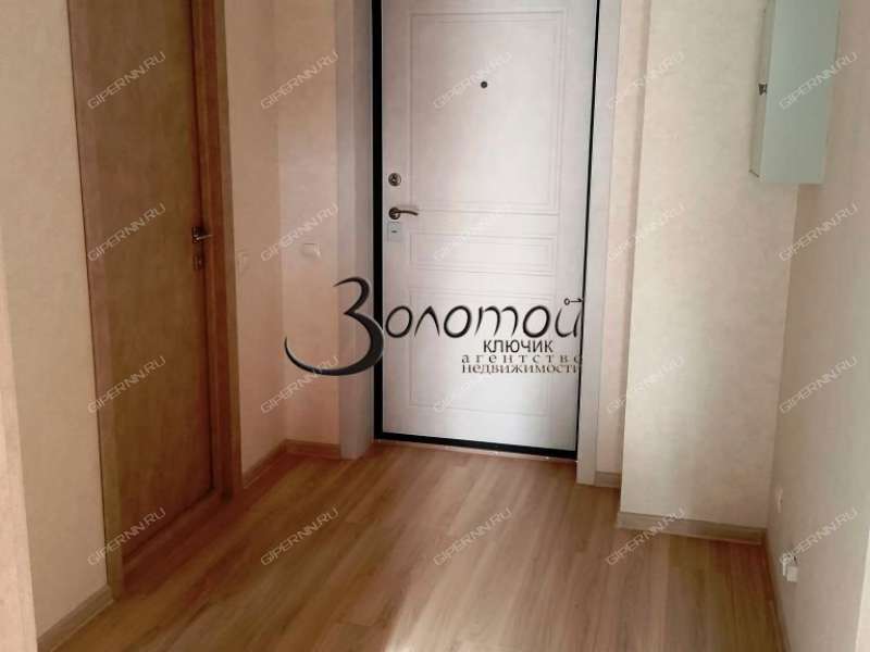 трёхкомнатная квартира на улице Дружаева дом 30