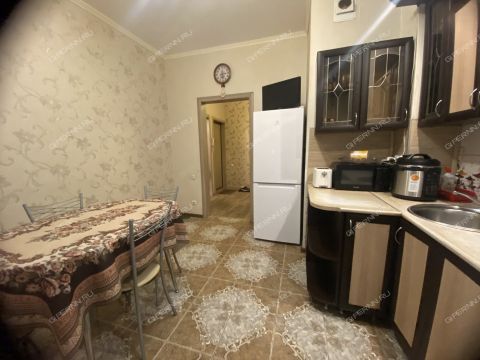 3-komnatnaya-ul-bogdanovicha-d-4-k1 фото