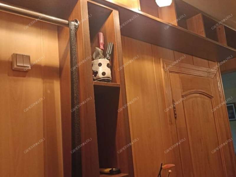 двухкомнатная квартира на улице Героя Юрия Смирнова дом 61