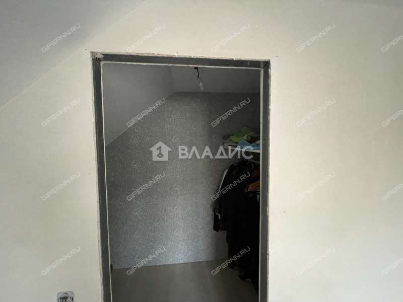 дом на улице Ясная коттеджный поселок Каменки