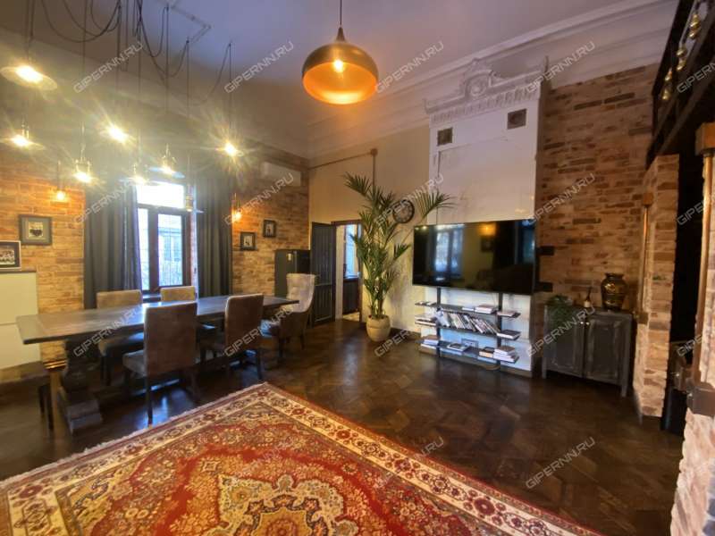 однокомнатная квартира на Алексеевской улице дом 20