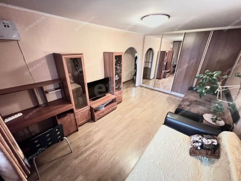 1-komnatnaya-ul-aleksandra-hohlova-d-3 фото