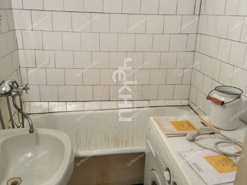 3-komnatnaya-ul-sergeya-esenina-d-20 фото