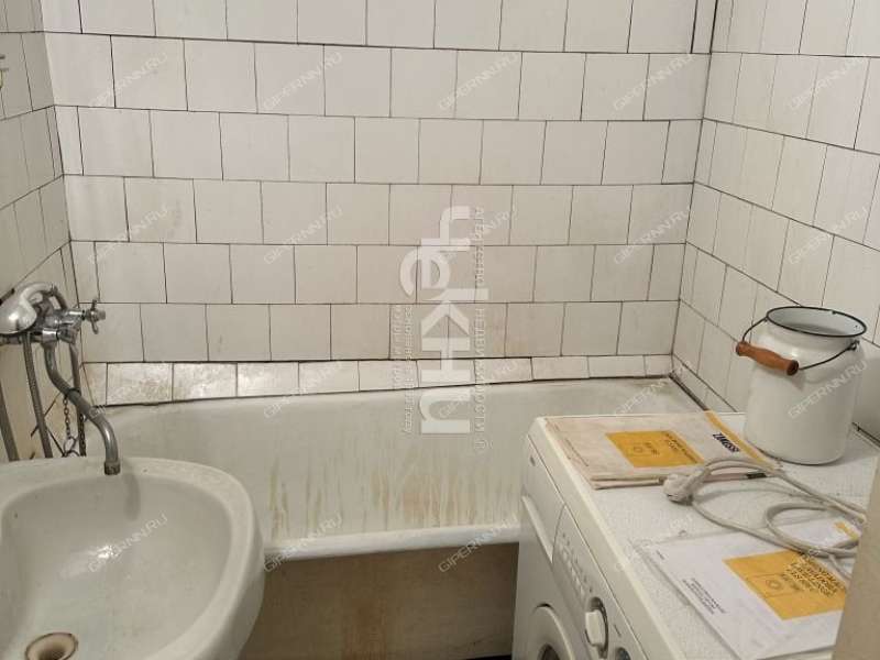 трёхкомнатная квартира на улице Сергея Есенина дом 20