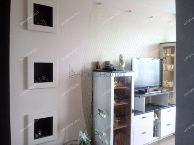 трёхкомнатная квартира на улице Июльских Дней дом 1 к1