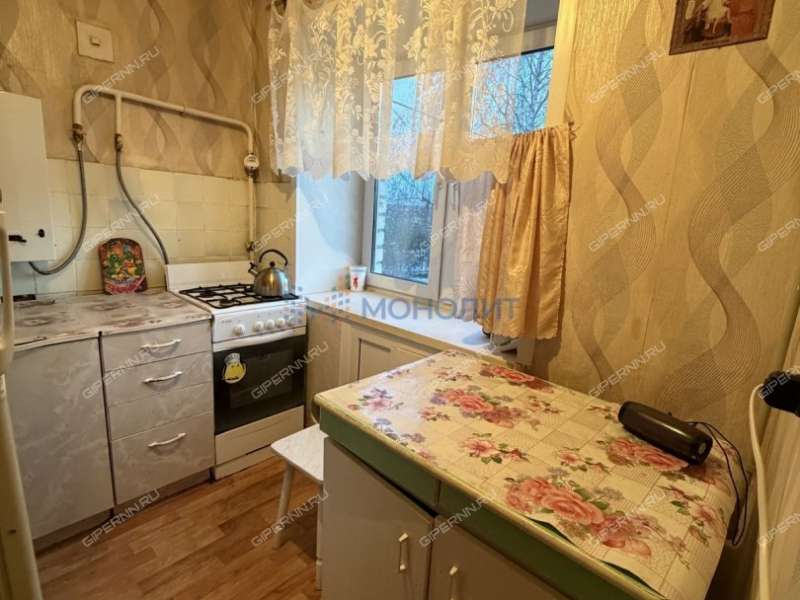 трёхкомнатная квартира в 2-м микрорайоне дом 4 город Богородск