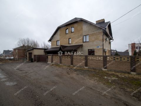 dom-derevnya-beshencevo-ul-topolinaya-d-16 фото