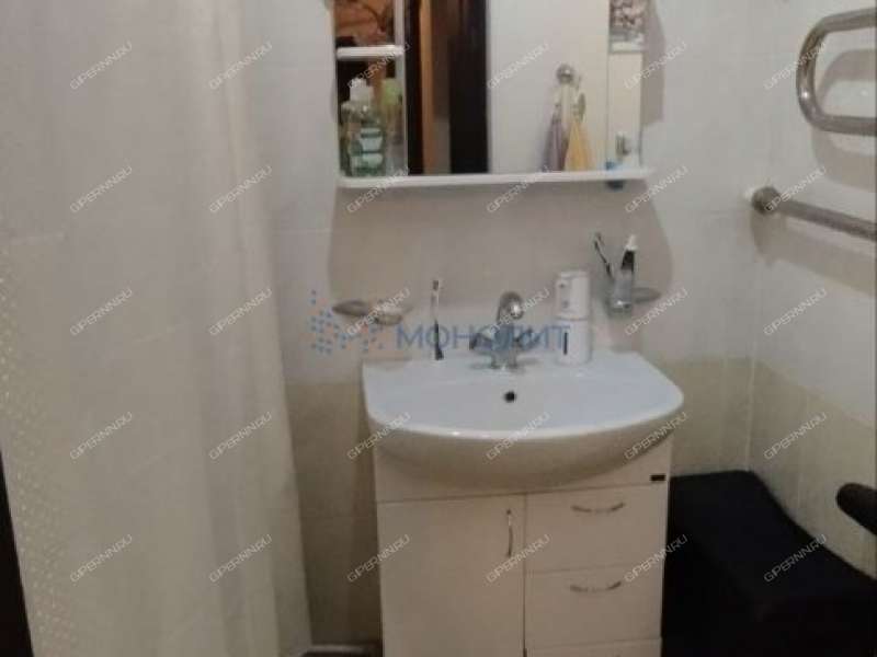 двухкомнатная квартира на Вятской улице дом 1