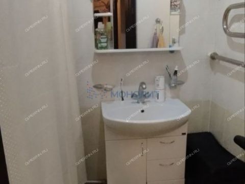 2-komnatnaya-ul-vyatskaya-d-1 фото