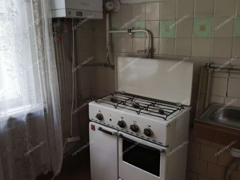 двухкомнатная квартира на улице Народная Стройка дом 14