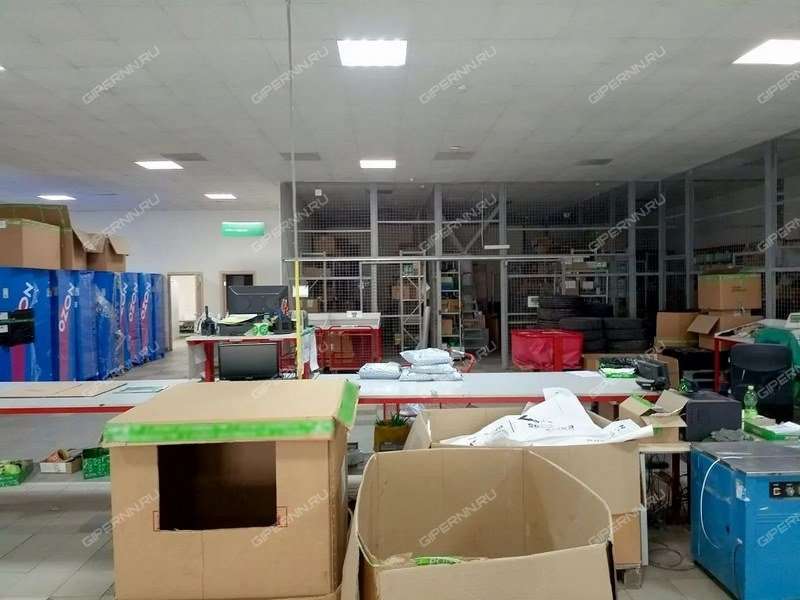 помещение под склад на Базовый проезд, д. 3