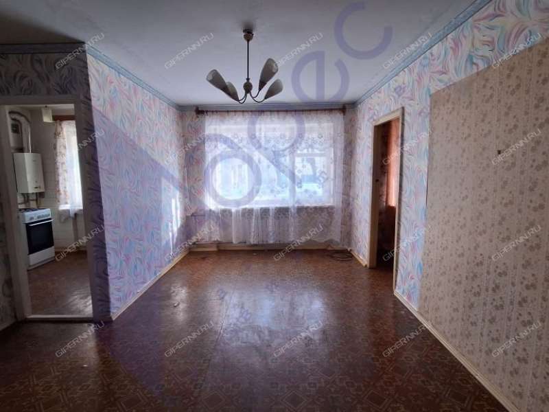 двухкомнатная квартира на Горловской улице дом 16