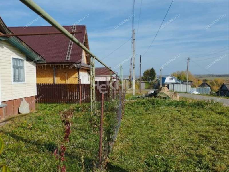 дом на Центральной улице село Григорово