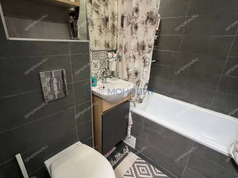 двухкомнатная квартира на улице Лескова дом 19А